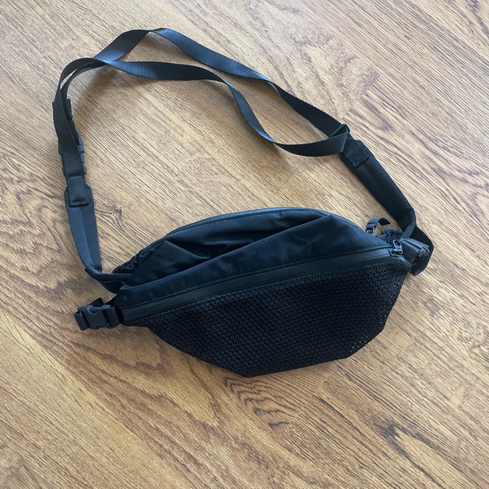 Lululemon Black Crossbody Bag